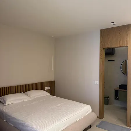 Juna's Blissful * Wlora