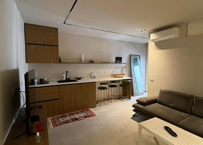 Juna's Blissful Apartment *