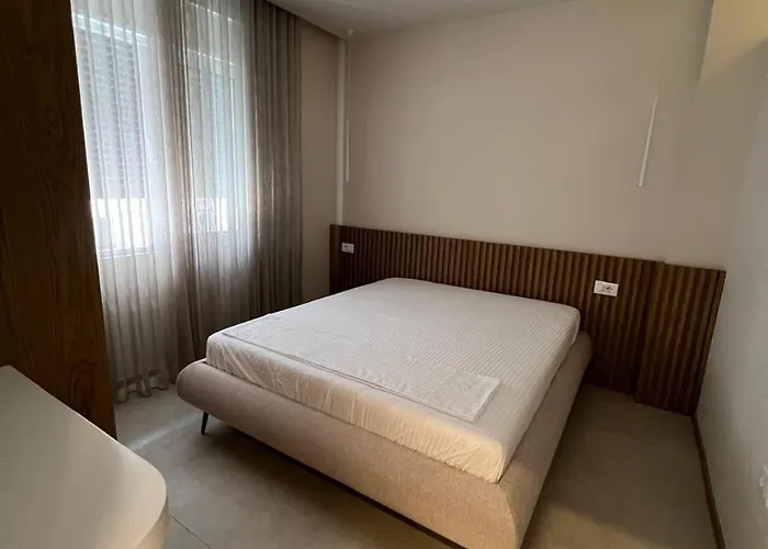 Juna's Blissful * Vlorë