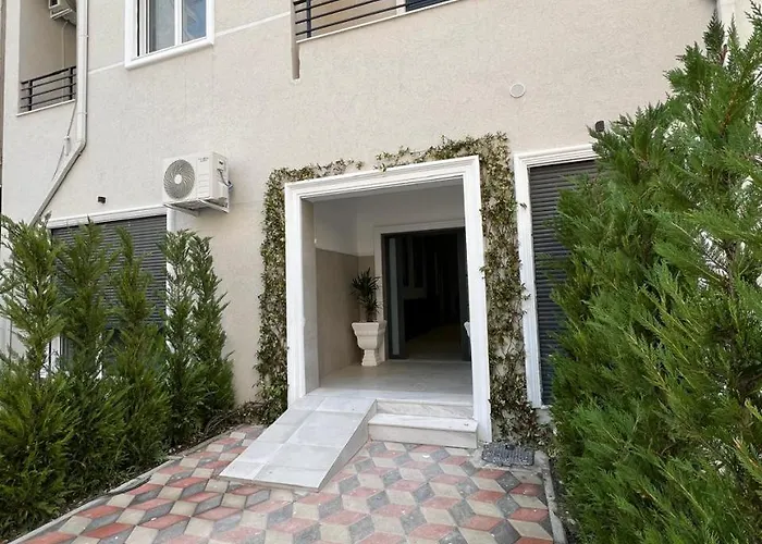 Juna's Blissful Apartment *